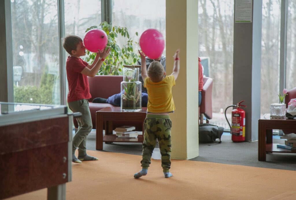 02c30c23-8b71-40b4-a234-8b949703e4ae