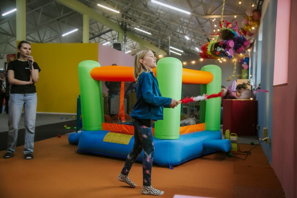 eca89f64-90fd-4eb7-ad1a-b81e0f43187f